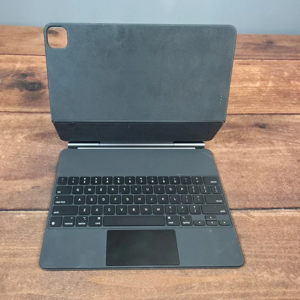 Apple Magic Keyboard iPad Pro 11 iPad Air Black Good Backlit Trackpad A2261